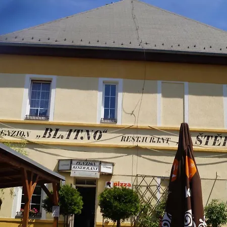 ゲストハウス Penzion Blatno 3*